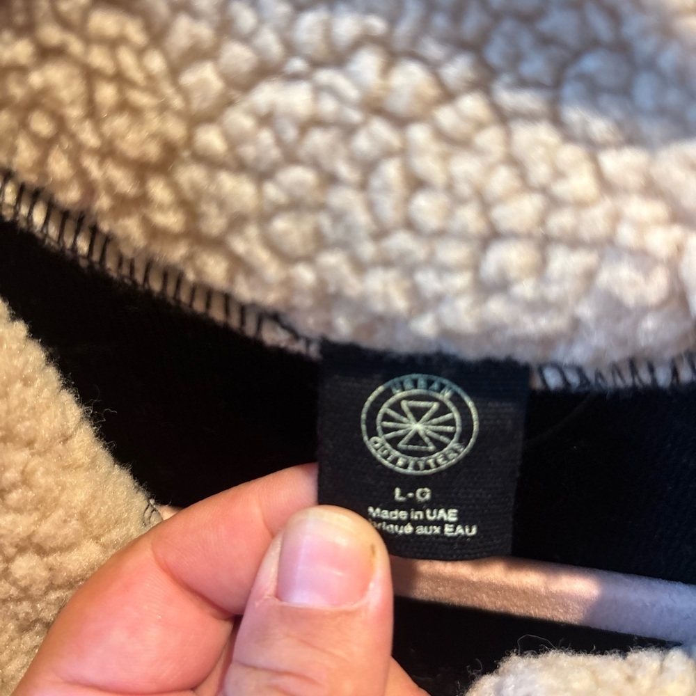Urban Outfitters Colorblock Teddy Pullover Top - Picture 4 of 5